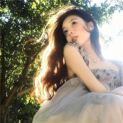 《狼人庄园》封面